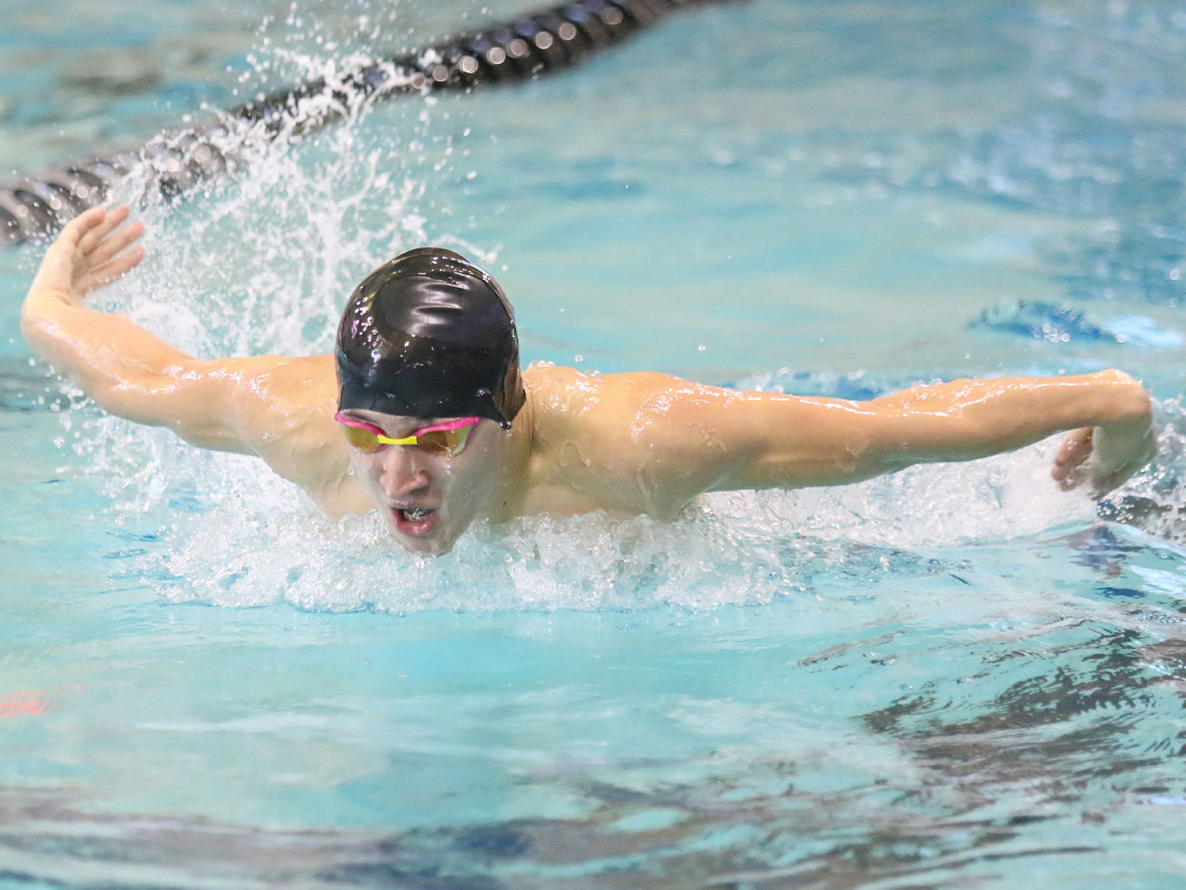 Missouri Class 1 swimming and diving championships, finals